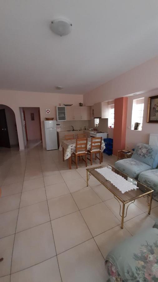 Akrata Rose Garden Apartments I Paralia Akratas Esterno foto
